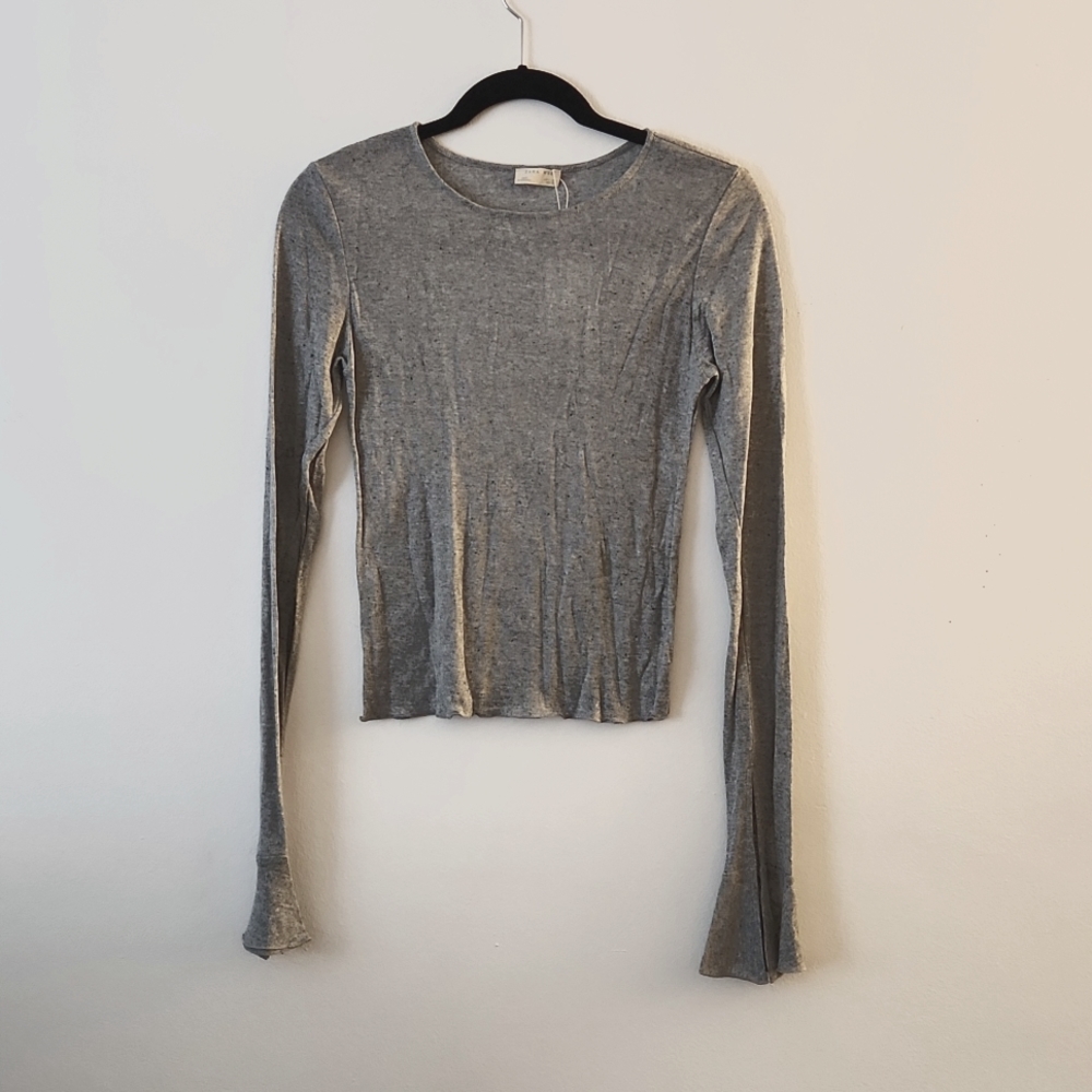 NWT ZARA top. Gray, long sleeves, size L but fits Small